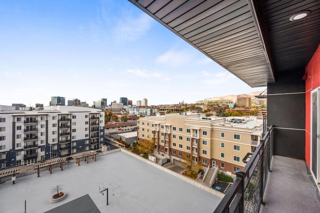 Heart Of Slc Stocked W Everything You Need Salt Lake City Exteriér fotografie